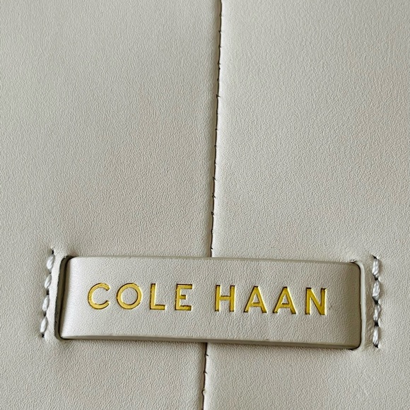 COLE HAAN Grand Ambition Crossbody - Picture 6 of 9